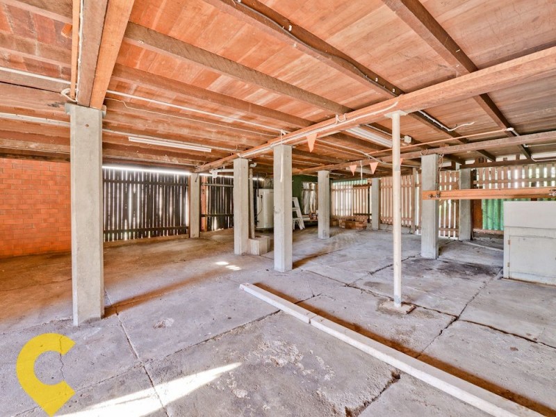 12 Broadmere Street, Annerley QLD 4103