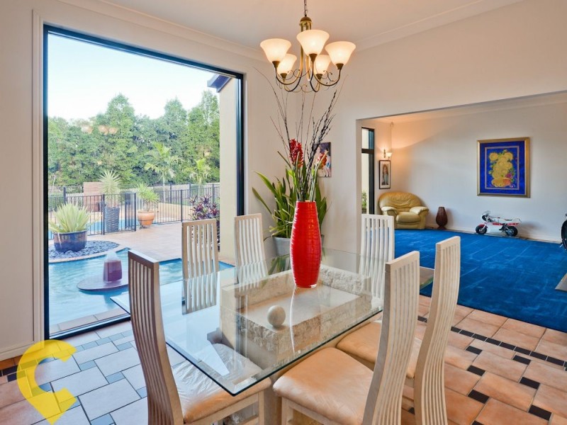112a Dennis Road, Springwood QLD 4127
