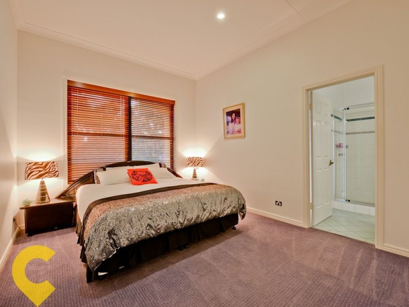 112a Dennis Road, Springwood QLD 4127