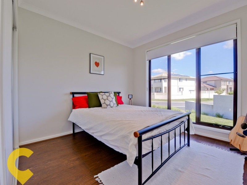 53 Foxwood Cct, Wakerley QLD 4154