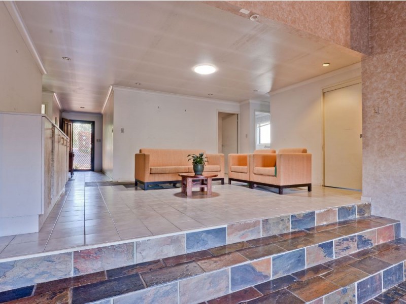 581 Cavendish Road, Coorparoo QLD 4151