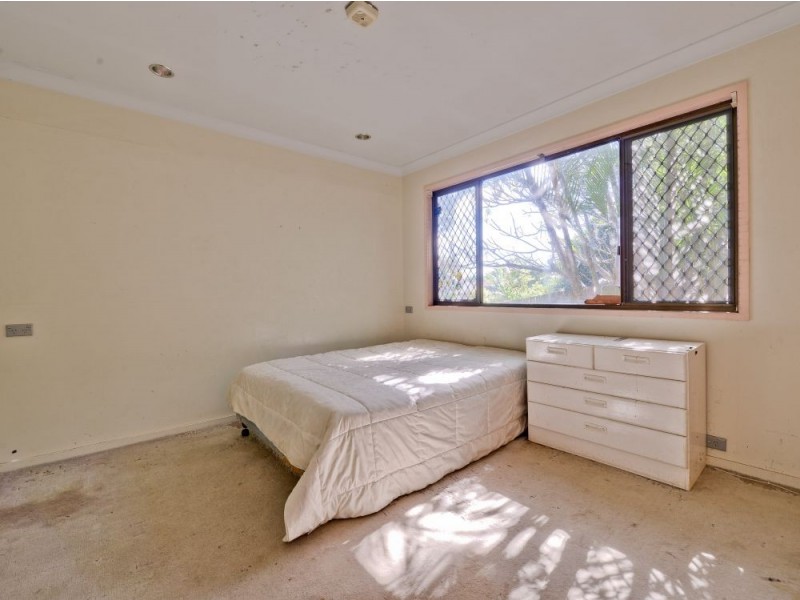 581 Cavendish Road, Coorparoo QLD 4151