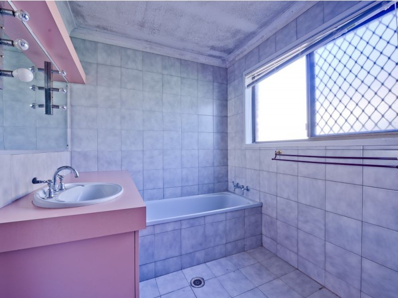 581 Cavendish Road, Coorparoo QLD 4151