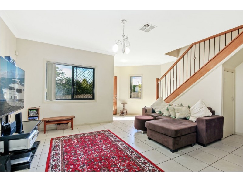 3/19 Daniells Street, Carina QLD 4152