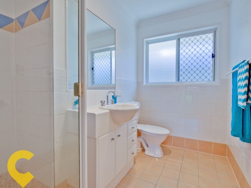 16 Sherwood Place, Wishart QLD 4122