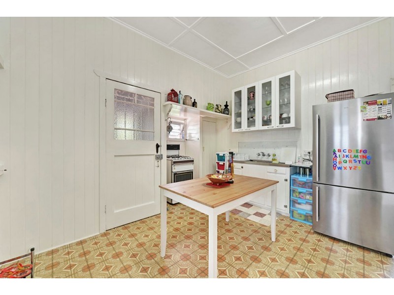 7 Kenneth Street, Tarragindi QLD 4121