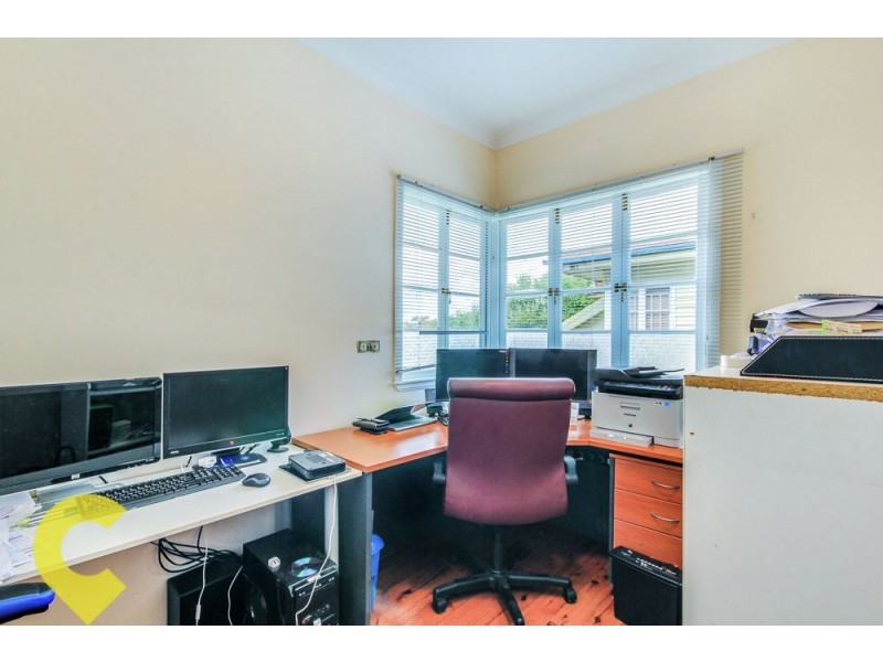 76 Burn Street, Camp Hill QLD 4152