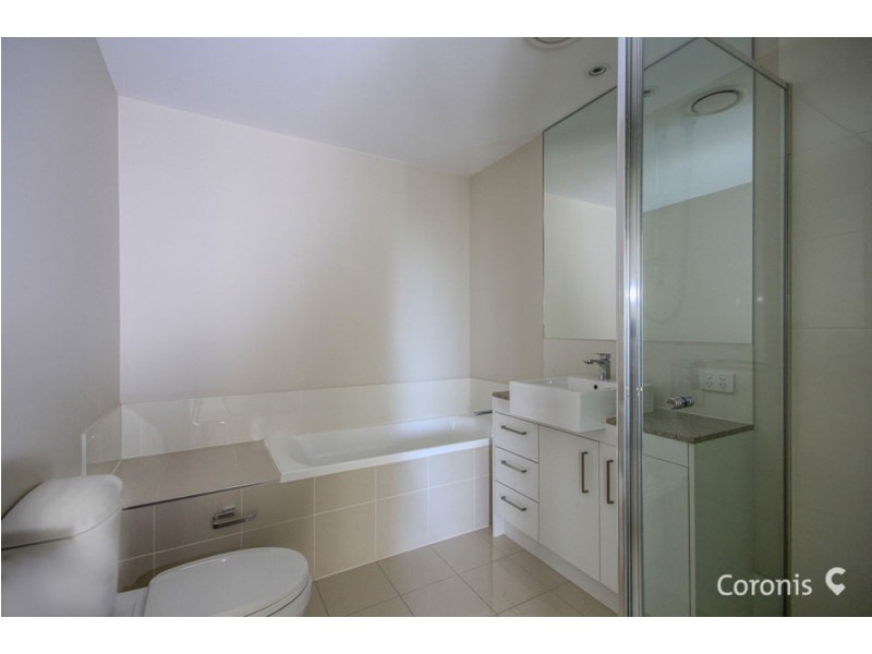 8/15 Kennington Road, Camp Hill QLD 4152