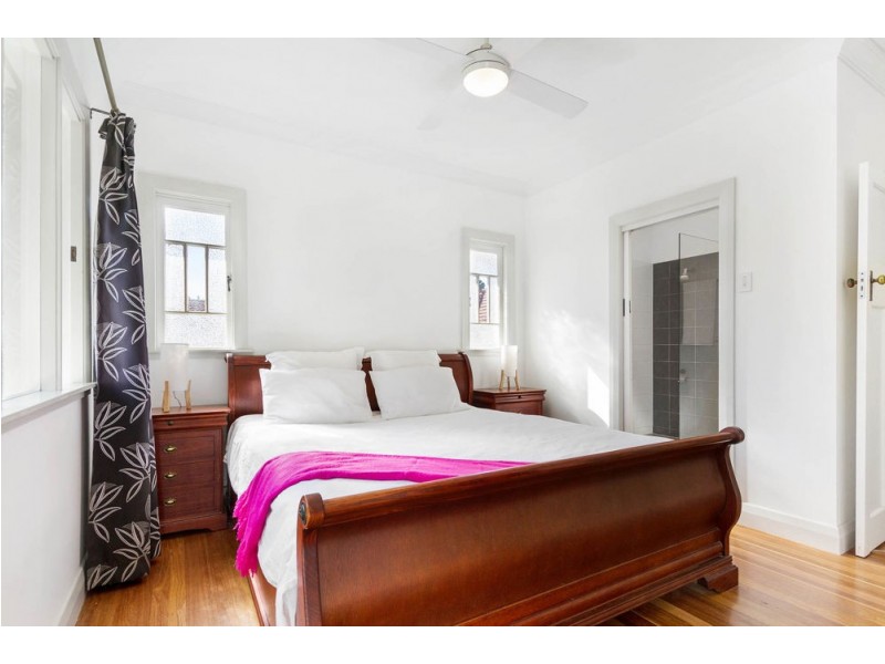 53 Seabreeze Road, Manly West QLD 4179