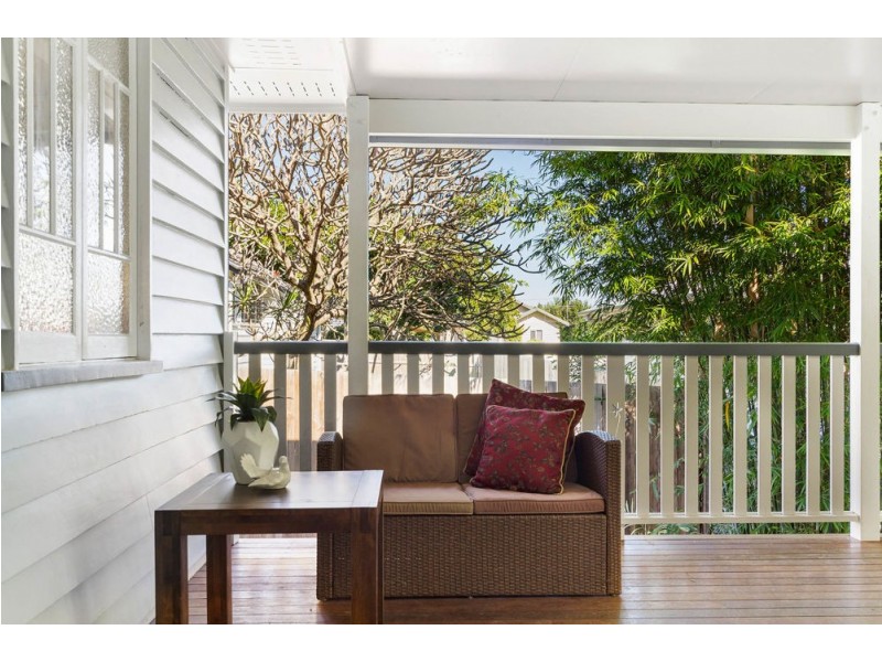 53 Seabreeze Road, Manly West QLD 4179