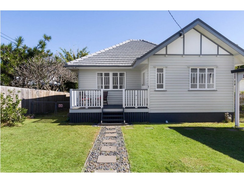 53 Seabreeze Road, Manly West QLD 4179