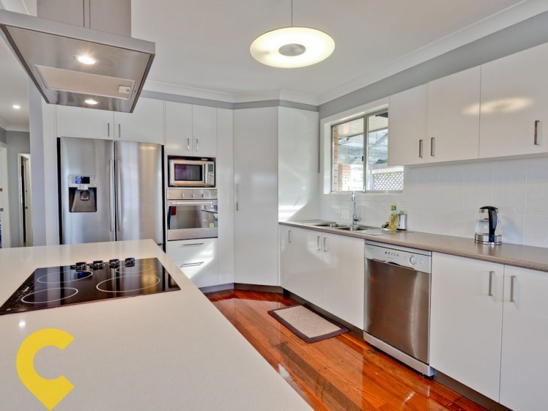 21 Samantha Street, Wynnum West QLD 4178
