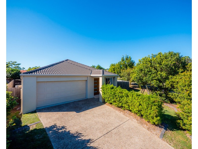 30 Naracoorte Pl, Parkinson QLD 4115