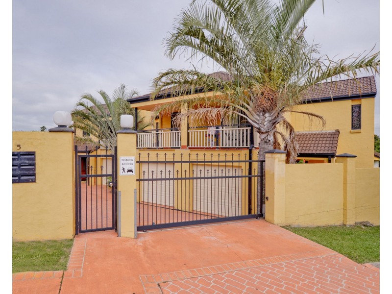 2/5 Barford St, Moorooka QLD 4105