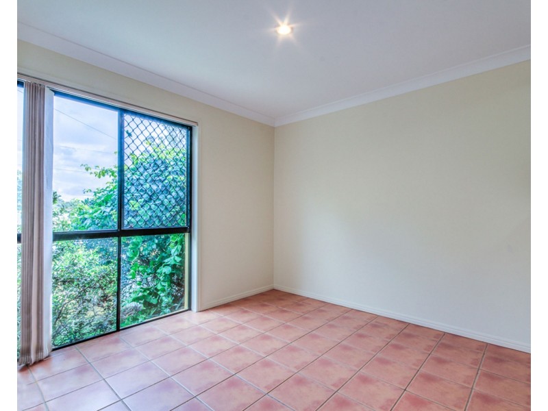 2/5 Barford St, Moorooka QLD 4105