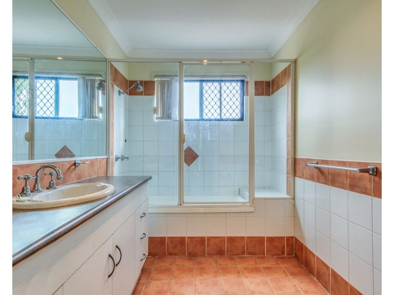 2/5 Barford St, Moorooka QLD 4105