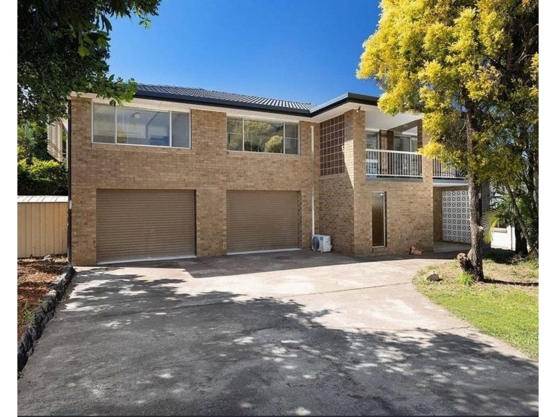 18 Vortigern Street, Carindale QLD 4152