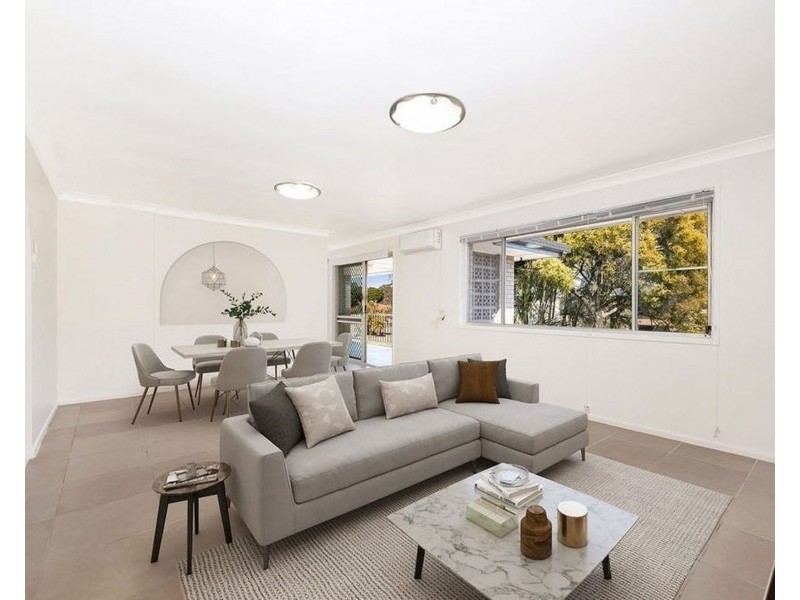 18 Vortigern Street, Carindale QLD 4152