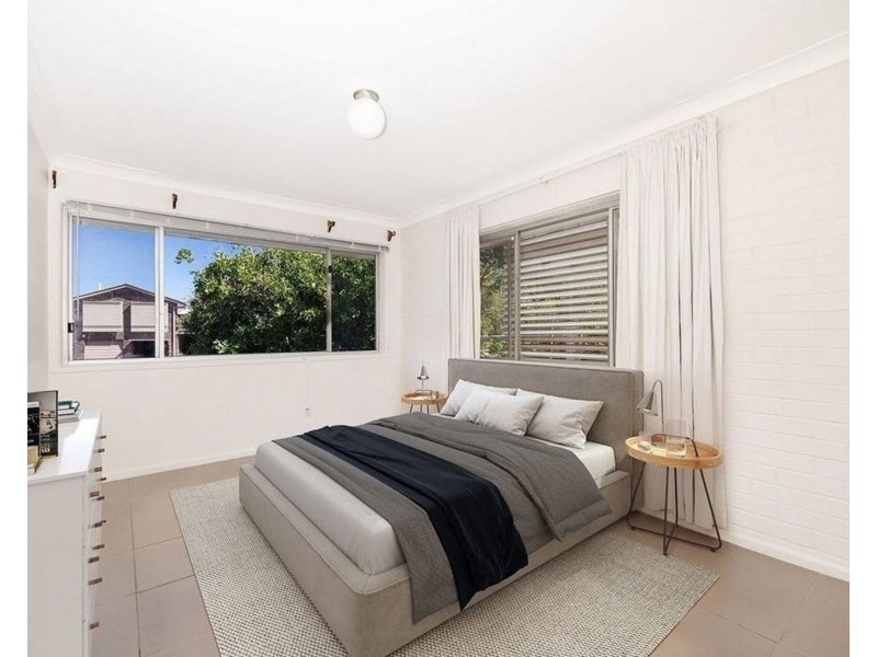 18 Vortigern Street, Carindale QLD 4152