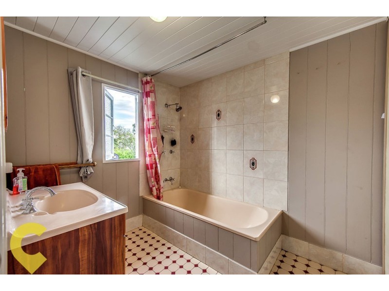 34 Hunter Street, Brassall QLD 4305