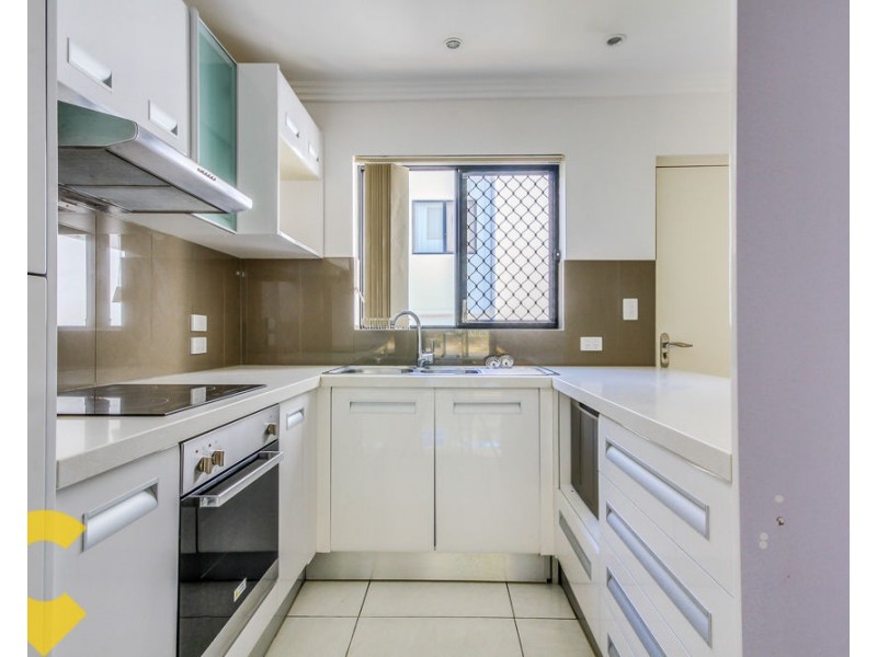 1/58 Moore Street, Morningside QLD 4170