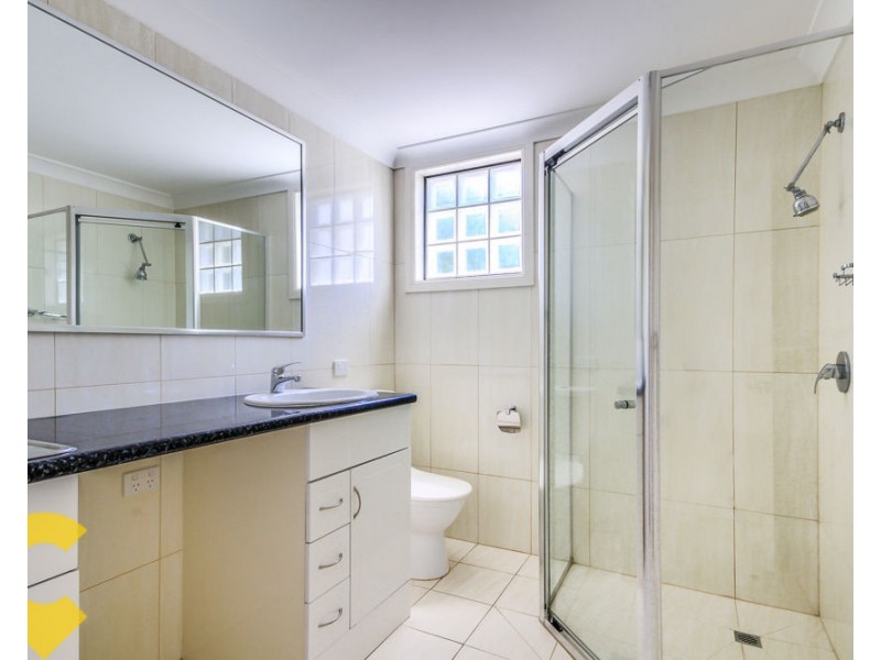 1/58 Moore Street, Morningside QLD 4170