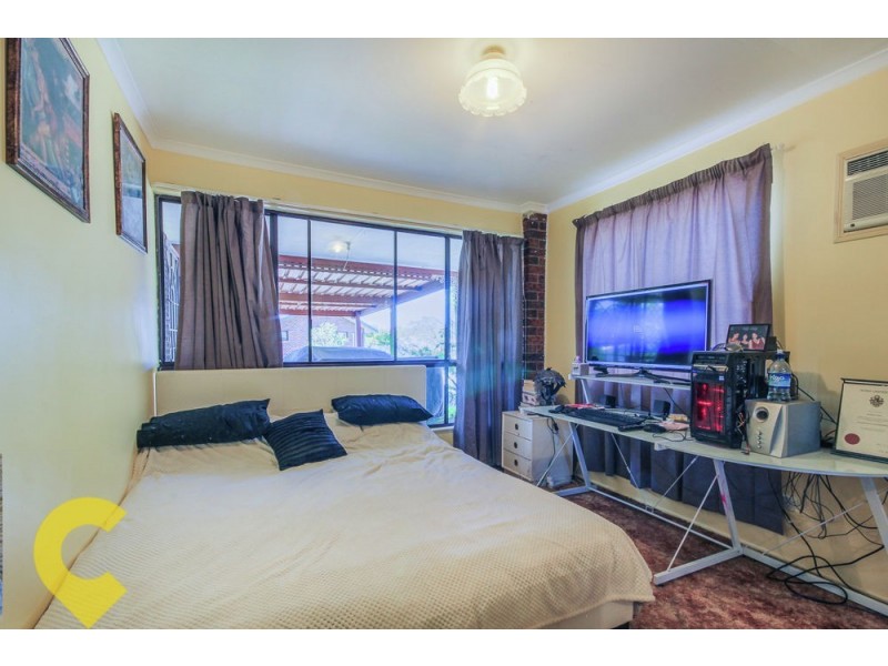 28 Helmsley Court, Carindale QLD 4152