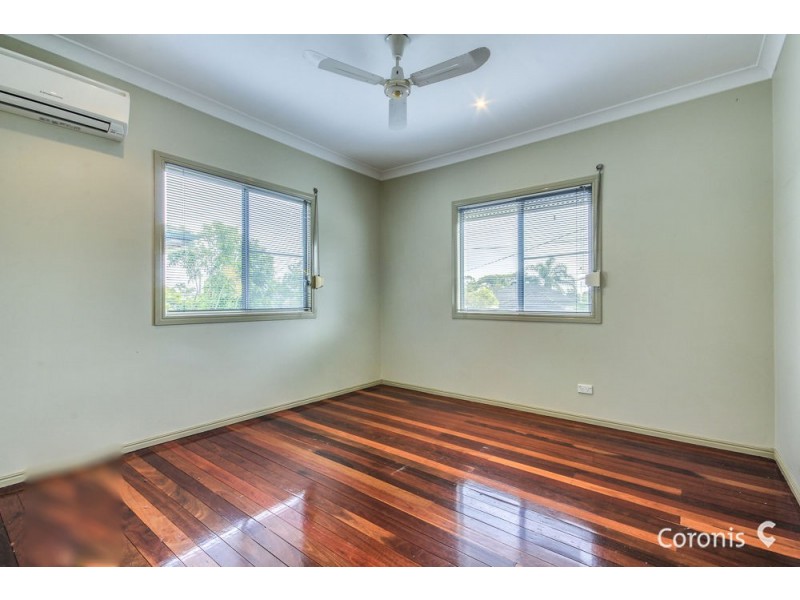 11 Duke Street, Cannon Hill QLD 4170