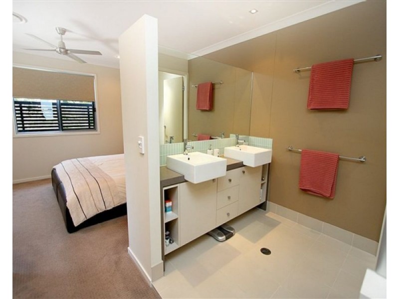 33 Jersey Street, Morningside QLD 4170