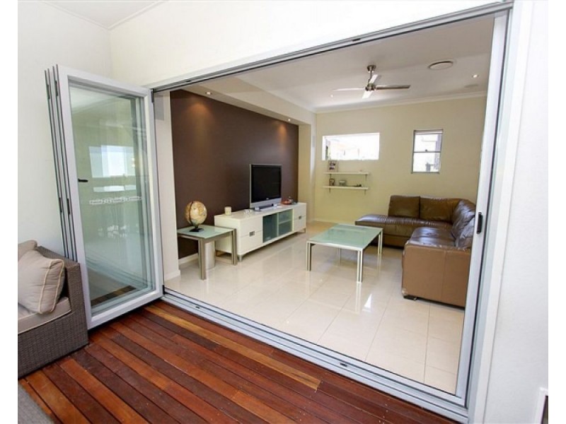 33 Jersey Street, Morningside QLD 4170