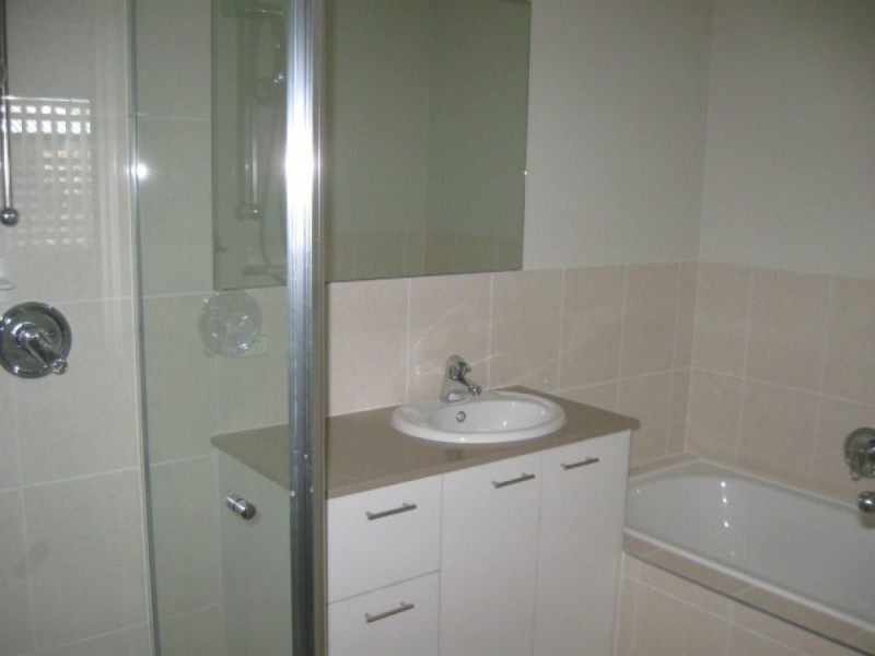 2/22 Jellicoe Street, Coorparoo QLD 4151