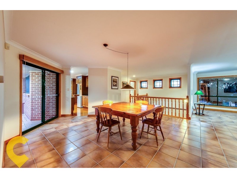 15 Panorama Place, Mount Ommaney QLD 4074