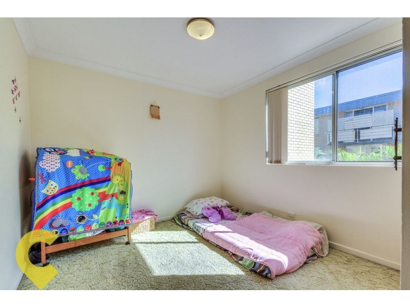 2/79 Jellicoe Street, Coorparoo QLD 4151