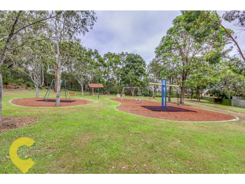 27 Peachdale Street, Tingalpa QLD 4173