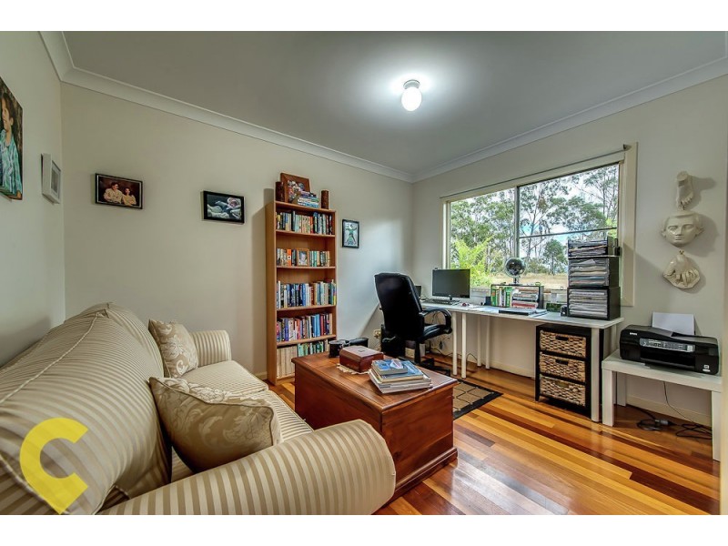 10 Golf Club Lane, Loch Lomond QLD 4370