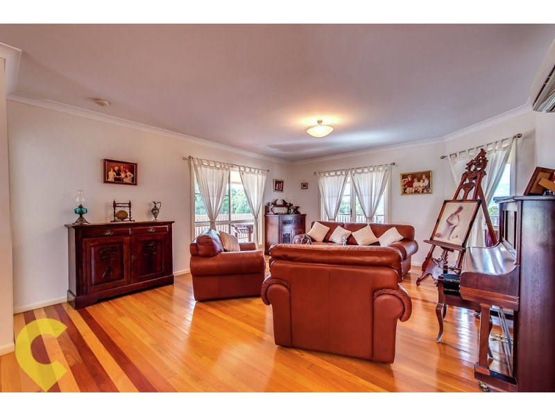 10 Golf Club Lane, Loch Lomond QLD 4370