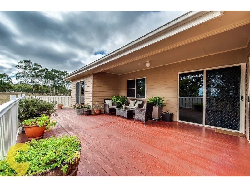 10 Golf Club Lane, Loch Lomond QLD 4370