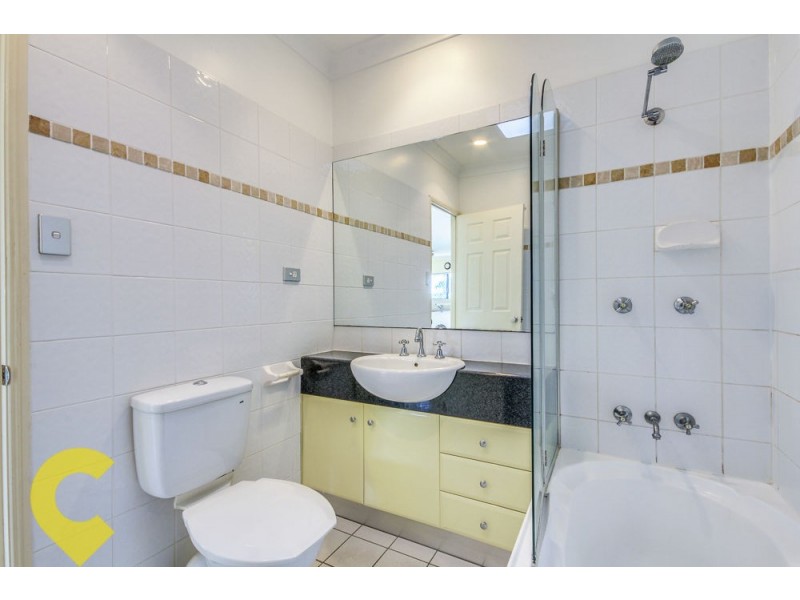 3 Shottery Street, Yeronga QLD 4104