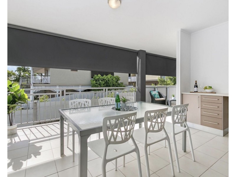 1/1 Redarc Street, Fairfield QLD 4103