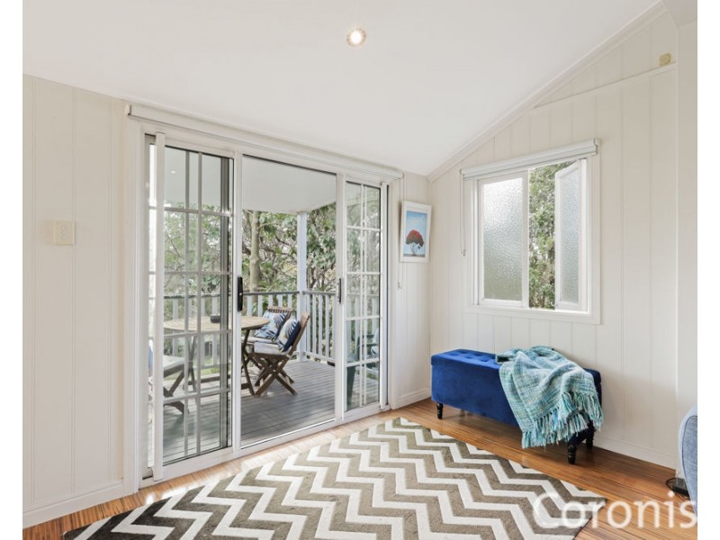 45A Burlington Street, Holland Park QLD 4121