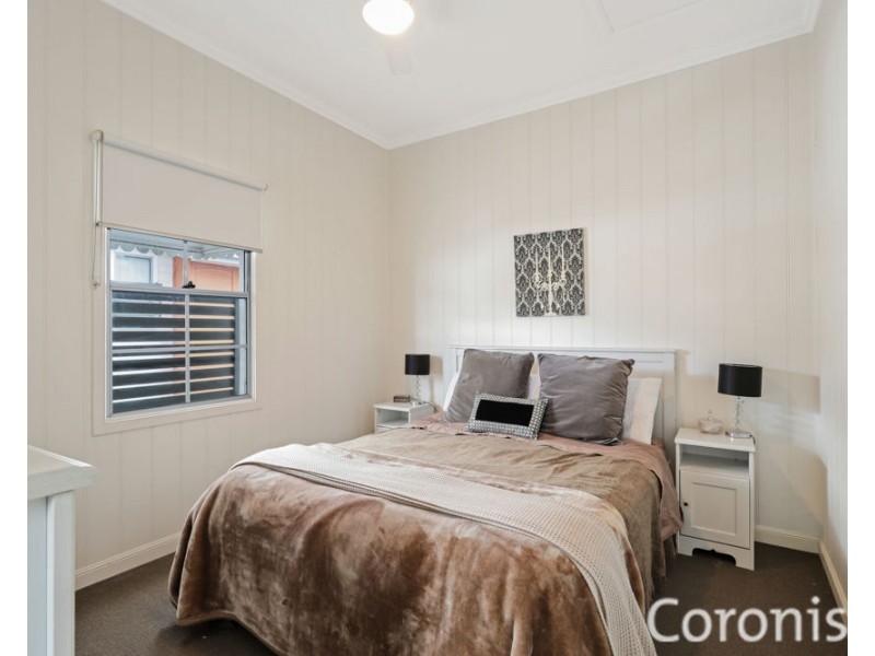 45A Burlington Street, Holland Park QLD 4121