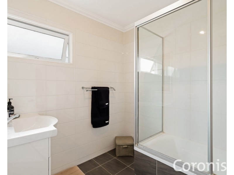 45A Burlington Street, Holland Park QLD 4121