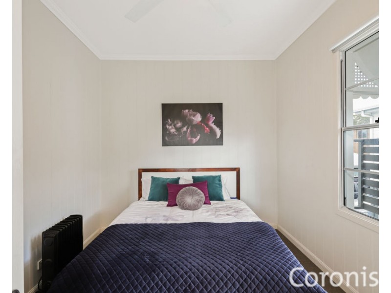 45A Burlington Street, Holland Park QLD 4121