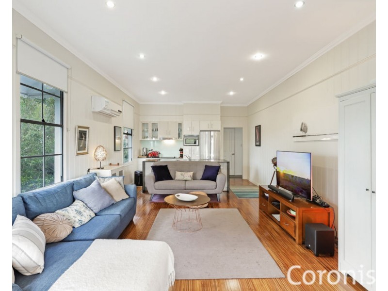 45A Burlington Street, Holland Park QLD 4121