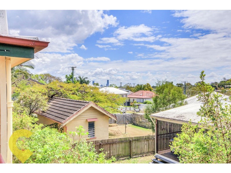 4 Nellie Street, Camp Hill QLD 4152