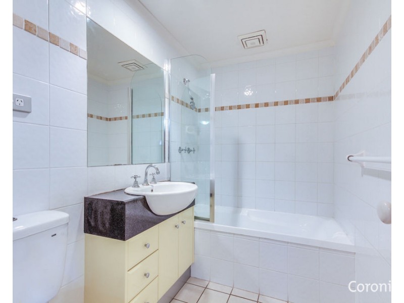 1/3 Shottery Street, Yeronga QLD 4104