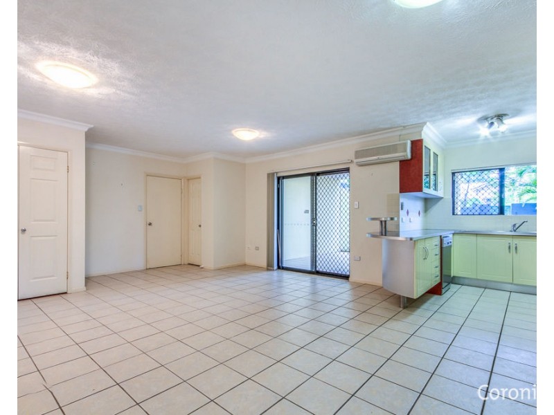 1/3 Shottery Street, Yeronga QLD 4104