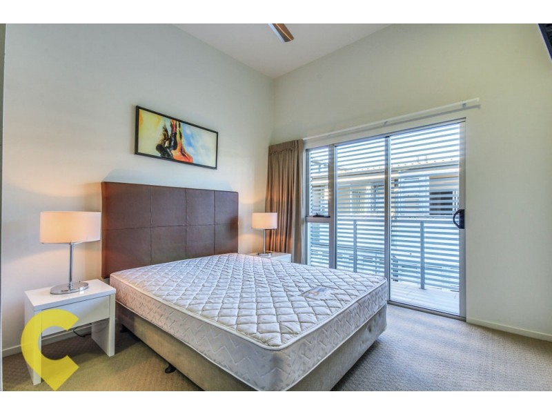 9/12 Barramul Street, Bulimba QLD 4171