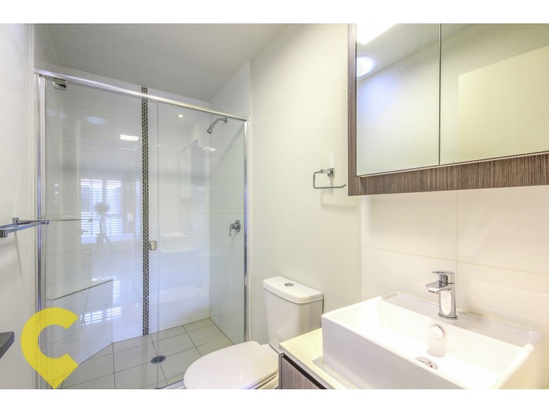 9/12 Barramul Street, Bulimba QLD 4171
