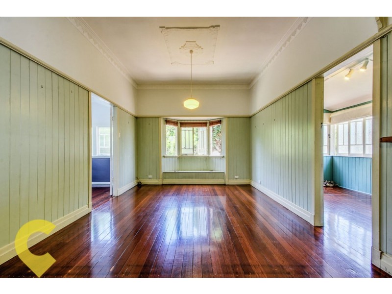 334 Bennetts Rd, Norman Park QLD 4170